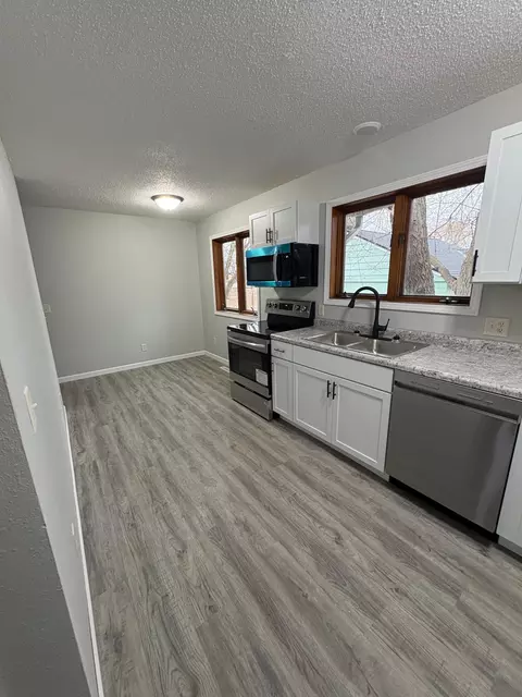 Kitchen - 506 7th Ave NE, Brainerd, MN 56401 photo 2 of 2