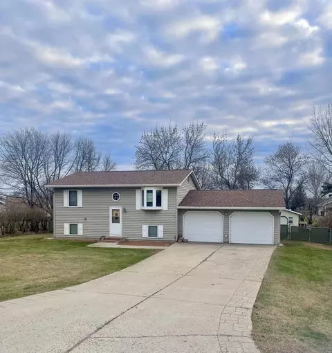 1106 Tabbert Rd NW, Alexandria, MN 56308