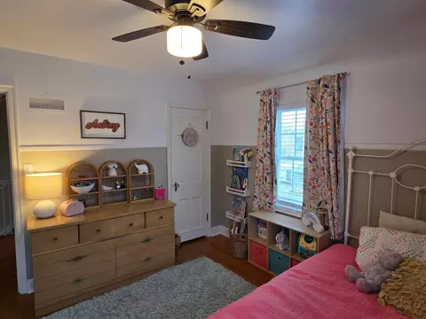 Bedroom - 301 SE 3rd Ave SE, Pipestone, MN 56164 photo 5 of 6
