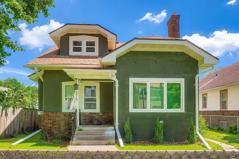 2810 Penn Ave N, Minneapolis, MN 55411