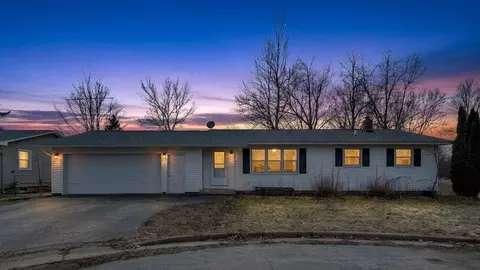 308 Russell Ct, Woodville, WI 54028