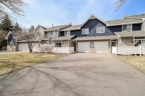8372 Kimball Dr, Eden Prairie, MN 55347