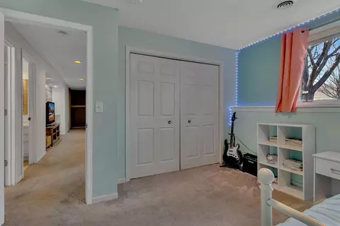 Bedroom - 809 25th Ave SW, Willmar, MN 56201 photo 4 of 6