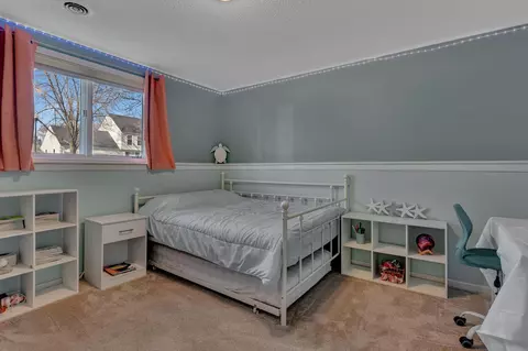 Bedroom - 809 25th Ave SW, Willmar, MN 56201 photo 3 of 6