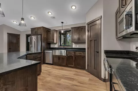 Kitchen - 11940 Fiber Dr, Baxter, MN 56425 photo 2 of 4