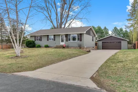 732 Vicky Ln, Lino Lakes, MN 55014