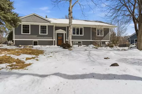 909 16th St SW, Willmar, MN 56201