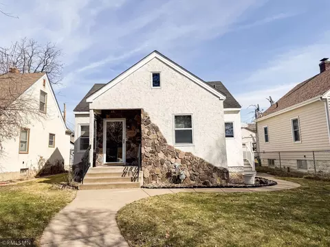 1308 Marion St, Saint Paul, MN 55117