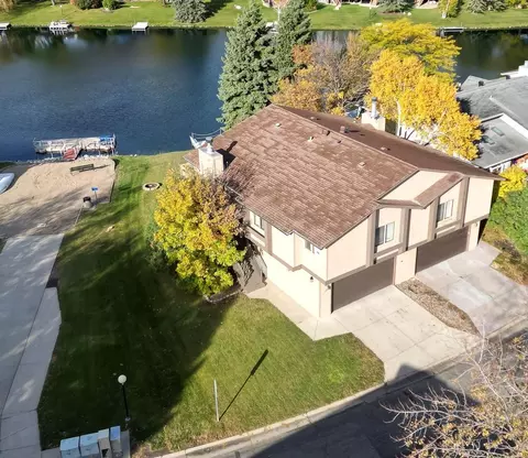 35 Fremont Dr S, Fargo, ND 58103