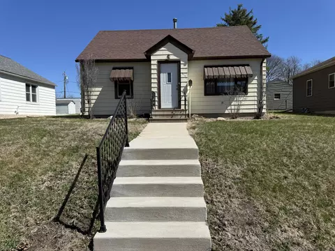 315 S Grant St, Fairmont, MN 56031
