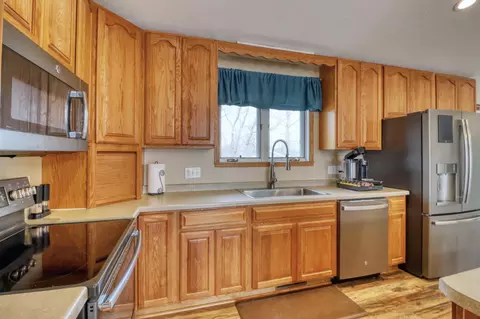 Kitchen - 655 Christensen Ct, Mapleton, ND 58059 photo 5 of 6