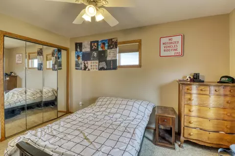 Bedroom - 655 Christensen Ct, Mapleton, ND 58059 photo 3 of 8