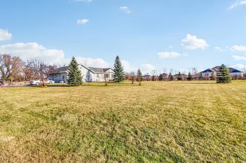 Exterior - 655 Christensen Ct, Mapleton, ND 58059 photo 6 of 13