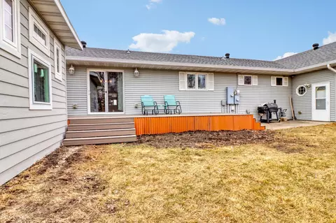 Exterior - 655 Christensen Ct, Mapleton, ND 58059 photo 9 of 13