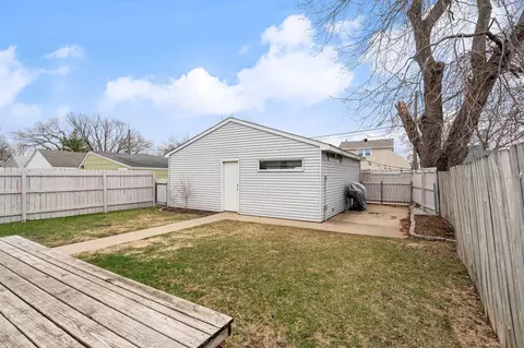 Exterior - 1001 8th Ave SW, Austin, MN 55912 photo 10 of 10
