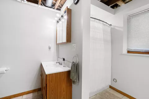 Bath - 1001 8th Ave SW, Austin, MN 55912 photo 2 of 2