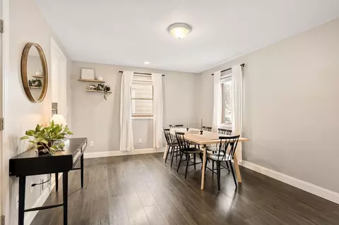 Dining - 1001 8th Ave SW, Austin, MN 55912 photo 1 of 3