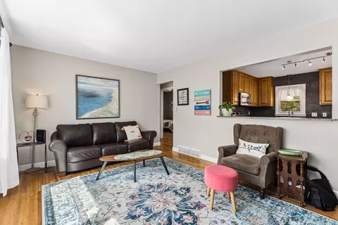 549 Doris Ave, Shoreview, MN 55126