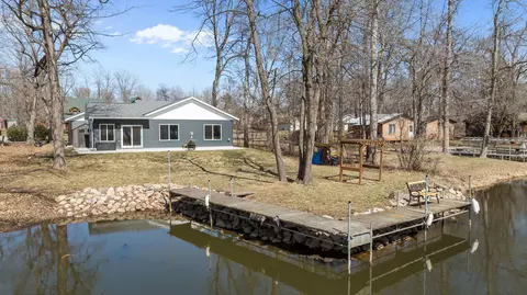 1505 White Cloud Dr S, Isle, MN 56342