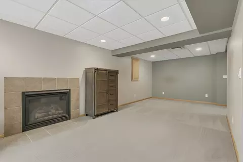 Living - 2706 21st Ave S, Saint Cloud, MN 56301 photo 4 of 5