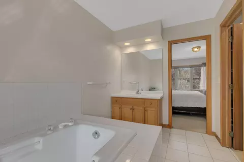 Bath - 2706 21st Ave S, Saint Cloud, MN 56301 photo 1 of 5