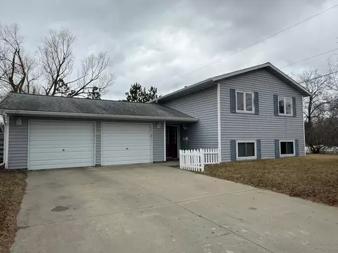 324 25th St NW, Bemidji, MN 56601