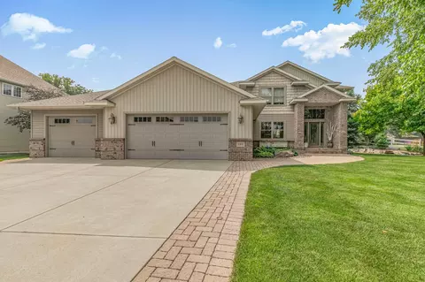 1201 Huntington Dr S, Sartell, MN 56377