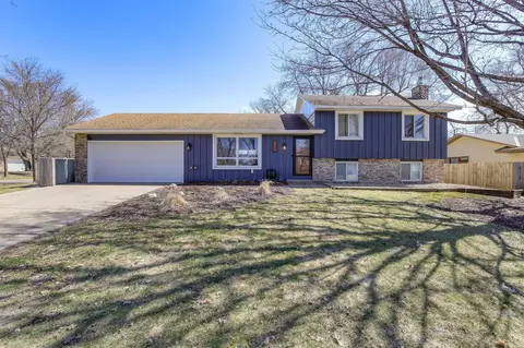 7301 Illies Ave S, Cottage Grove, MN 55016