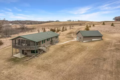 27588 226th St, Underwood, MN 56586