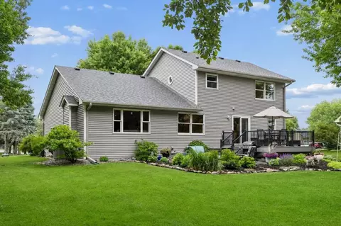 5933 Bayberry Dr, White Bear Township, MN 55110