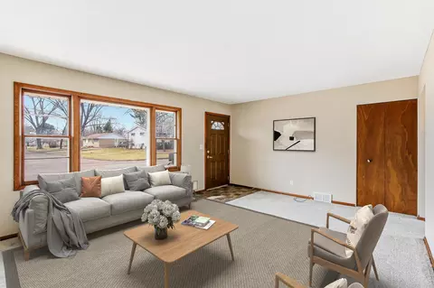 1455 Dixon Dr, Saint Paul Park, MN 55071