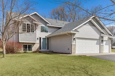 639 129th Ave NE, Blaine, MN 55434