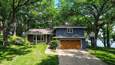 6401 24th St NE, Willmar, MN 56201