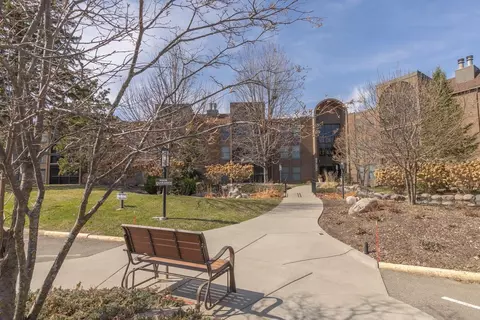 9700 Portland Ave S #129, Bloomington, MN 55420