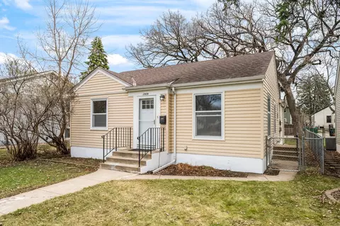 2909 Kentucky Ave S, Saint Louis Park, MN 55426