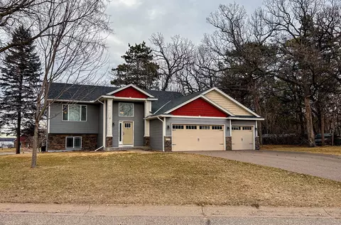 21215 Old Lake George Blvd NW, Oak Grove, MN 55303