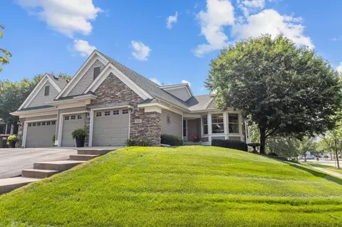 7021 Waterstone Ln, Woodbury, MN 55125