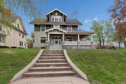 1732 Summit Ave, Saint Paul, MN 55105