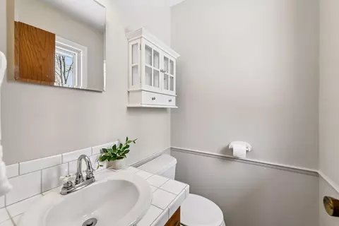 Bath - 5730 Echo Rd, Excelsior, MN 55331 photo 1 of 6
