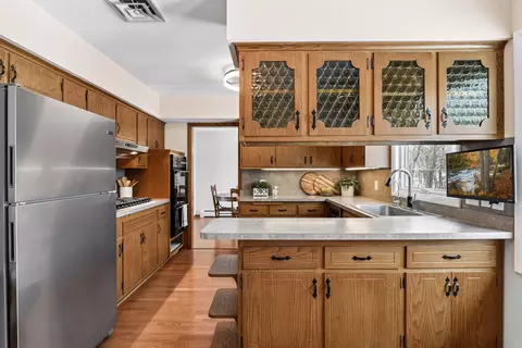 Kitchen - 5730 Echo Rd, Excelsior, MN 55331 photo 3 of 8