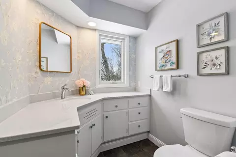 Bath - 5730 Echo Rd, Excelsior, MN 55331 photo 4 of 6