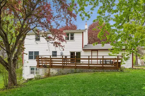 Exterior - 6325 Wood Hill Ln, Maple Plain, MN 55359 photo 10 of 12