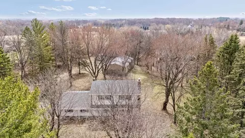 View/Area - 6325 Wood Hill Ln, Maple Plain, MN 55359 photo 2 of 15