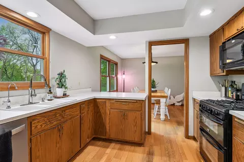 Kitchen - 6325 Wood Hill Ln, Maple Plain, MN 55359 photo 5 of 5