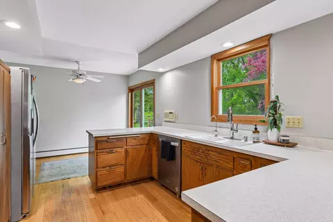 Kitchen - 6325 Wood Hill Ln, Maple Plain, MN 55359 photo 2 of 5