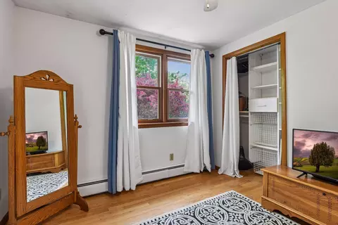 Bedroom - 6325 Wood Hill Ln, Maple Plain, MN 55359 photo 1 of 6