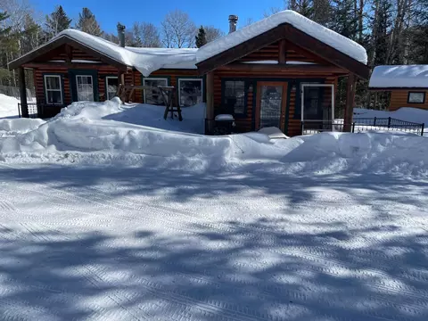 328 Ball Club Rd, Grand Marais, MN 55604