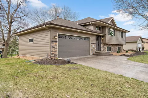 6236 Nathan Ln N, Maple Grove, MN 55369
