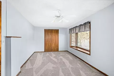 Bedroom - 540 W Redwing St, Duluth, MN 55803 photo 5 of 10