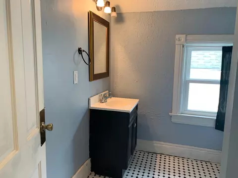 Bath - 1342 3rd Ave S, Fargo, ND 58103 photo 2 of 3